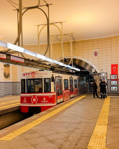 Istiklal Street and the Tünel: Where History Meets Modernity