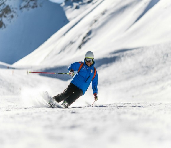 skiing in Turkiye